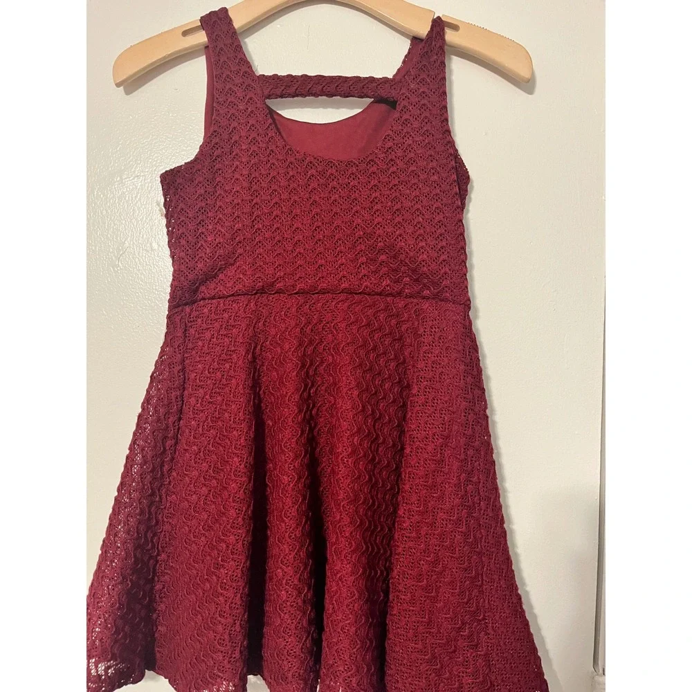 Lily Bleu Girls Burgundy Textured Lace Sleeveless Fit and‎ Flare Dress Size 12